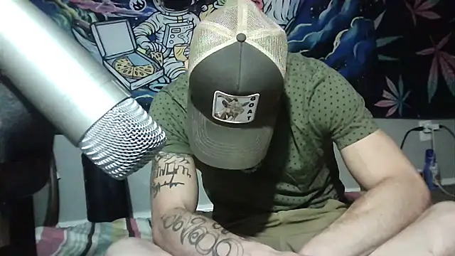 Snapshot of --D-a-D-D-y- chatting on October 2025 08:24:01 AM --D-a-D-D-y- online show from October 2025 08:24:01 AM