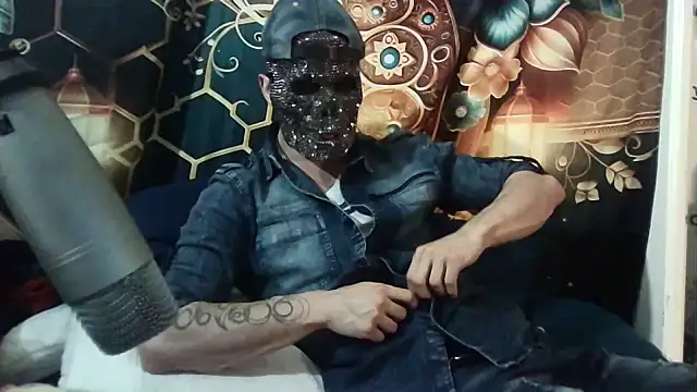 Snapshot of --D-a-D-D-y- chatting on October 2025 01:16:02 AM --D-a-D-D-y- online show from October 2025 01:16:02 AM