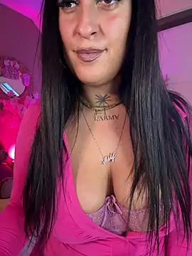 Snapshot of CarolaDrago chatting on March 2026 03:45:01 PM CarolaDrago online show from March 2026 03:45:01 PM