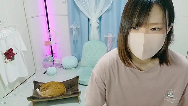 Snapshot of MEI--55 chatting on September 2025 09:09:02 AM MEI--55 online show from September 2025 09:09:02 AM