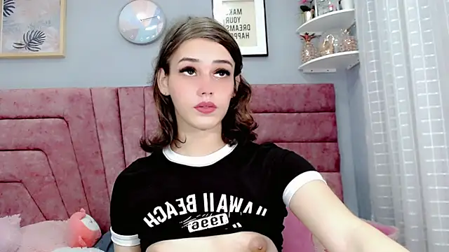 ValeriaAguilar online show from December 2024 06:04:02 PM