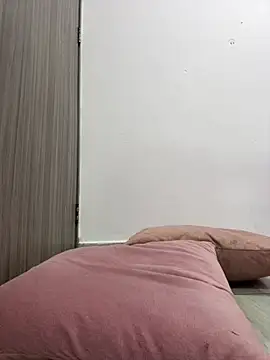 ValeriaAguilar online show from July 2026 12:02:02 AM