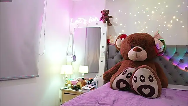 Tiana sanders online show from December 2024 11:50:02 PM