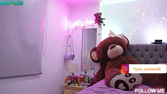 Tiana sanders online show from January 2025 03:53:01 AM