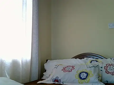 Oliviia  online show from January 2025 09:02:01 AM