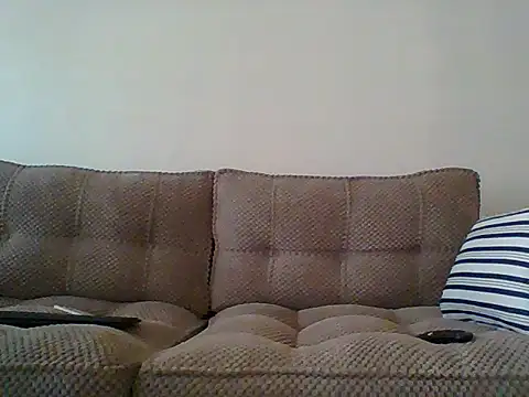 Oliviia  online show from October 2025 05:19:02 AM