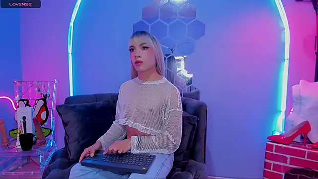 Megan Do Santos online show from January 2025 07:56:02 PM