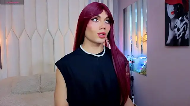 Snapshot of Megan_Do_Santos chatting on April 2026 08:20:02 PM Megan Do Santos online show from April 2026 08:20:02 PM