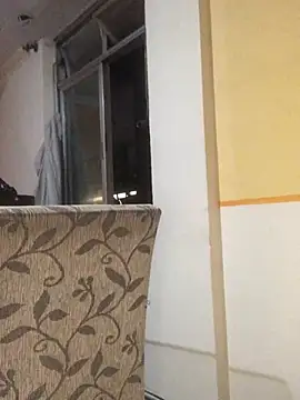 Snapshot of bellinii07 chatting on February 2025 02:14:02 AM bellinii07 online show from February 2025 02:14:02 AM