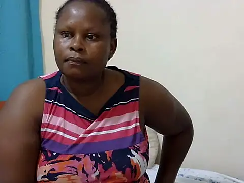 Snapshot of Pretty_lilly02 chatting on February 2026 12:07:01 AM Pretty lilly02 online show from February 2026 12:07:01 AM