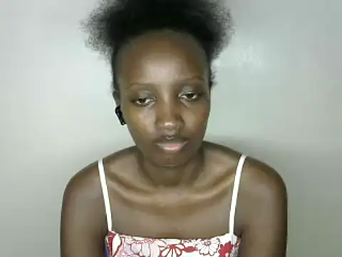 sweet-petite online show from December 2024 07:00:02 PM