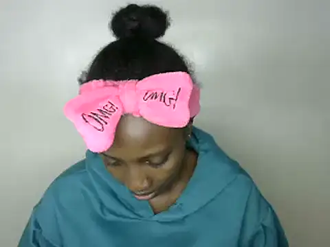 sweet-petite online show from January 2025 06:35:01 PM