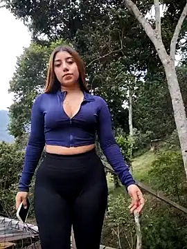 caro sweett online show from March 2026 08:04:02 PM