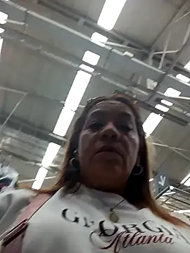 Jadeee  online show from February 2025 08:59:02 PM