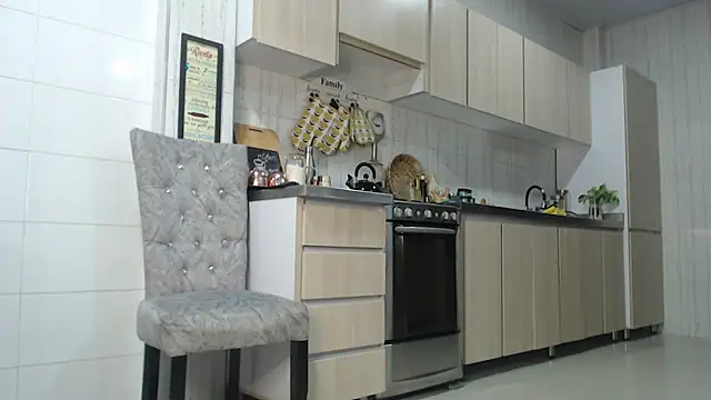 Jadeee  online show from February 2025 08:36:02 PM