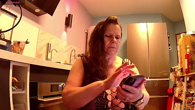 Endrocleia online show from June 2026 11:43:01 PM