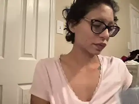 myloveforyouu online show from December 2024 05:53:01 AM