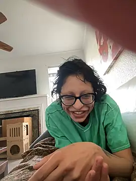 myloveforyouu online show from March 2025 07:27:02 PM