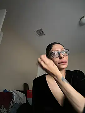 myloveforyouu online show from March 2025 02:47:01 PM