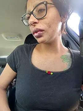 myloveforyouu online show from October 2025 04:05:02 PM