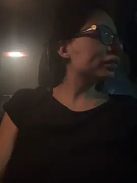 myloveforyouu online show from October 2025 01:50:02 AM