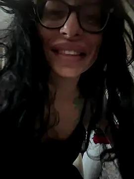 myloveforyouu online show from November 2025 03:23:02 PM