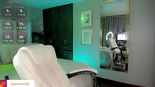 Snapshot of ANGELL06 chatting on March 2025 05:41:02 AM ANGELL06 online show from March 2025 05:41:02 AM