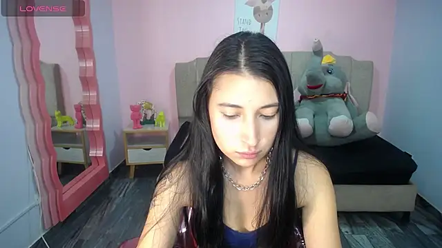 lizzyluk ch online show from February 2025 04:26:02 PM