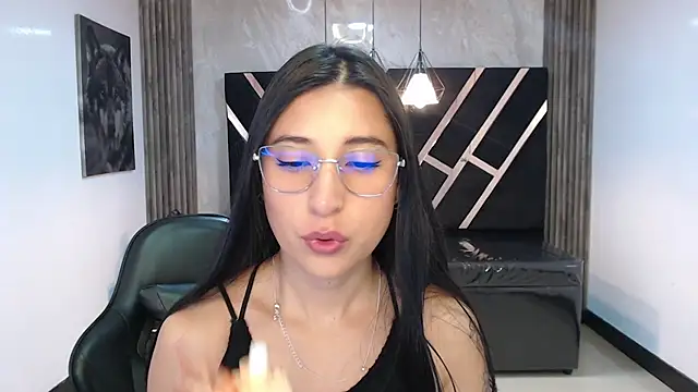 lizzyluk ch online show from January 2026 12:20:01 PM