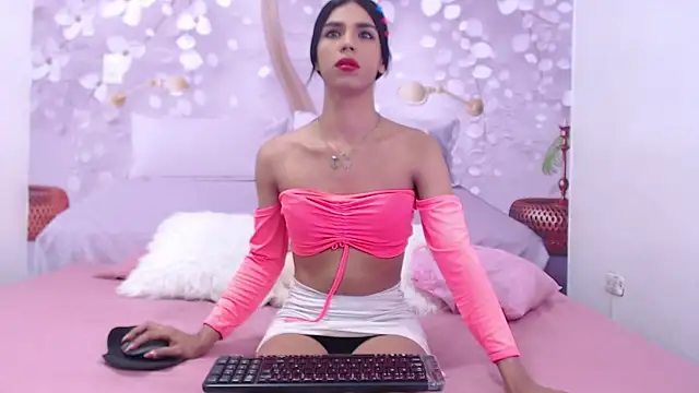 Snapshot of Luluu_08 chatting on September 2025 06:55:02 PM Luluu 08 online show from September 2025 06:55:02 PM