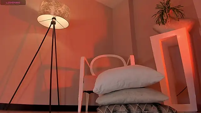 Snapshot of ValeriaRiveraX chatting on March 2025 07:03:02 AM ValeriaRiveraX online show from March 2025 07:03:02 AM