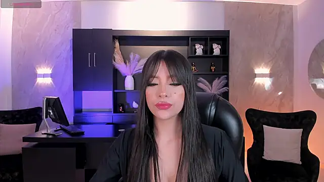 ValeriaRiveraX online show from November 2025 04:00:02 AM