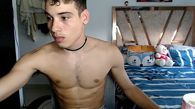 Snapshot of Babylin77 chatting on February 2026 10:14:01 PM Babylin77 online show from February 2026 10:14:01 PM