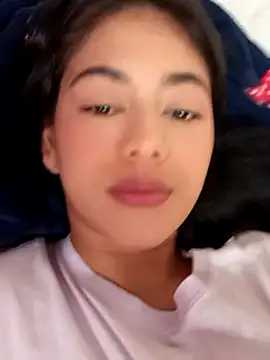 azzahara069 online show from December 2024 09:09:02 PM