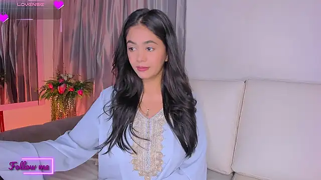 azzahara069 online show from February 2025 03:51:01 AM