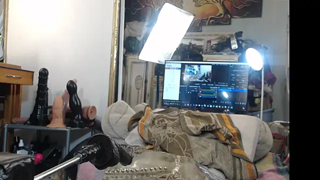 Snapshot of Jennytop chatting on September 2025 04:52:01 PM Jennytop online show from September 2025 04:52:01 PM