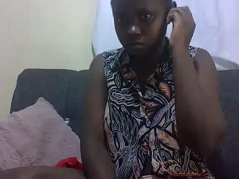 Sweetcecie01 online show from April 2026 08:00:02 PM