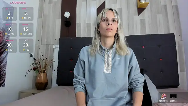 Snapshot of Anastasiapriest chatting on October 2025 11:31:01 AM Anastasiapriest online show from October 2025 11:31:01 AM