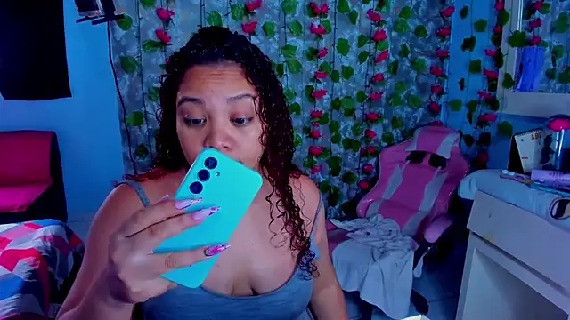 Snapshot of AngelaCoffee chatting on May 2026 09:08:02 PM AngelaCoffee online show from May 2026 09:08:02 PM