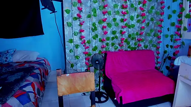 Snapshot of AngelaCoffee chatting on May 2026 02:52:02 AM AngelaCoffee online show from May 2026 02:52:02 AM