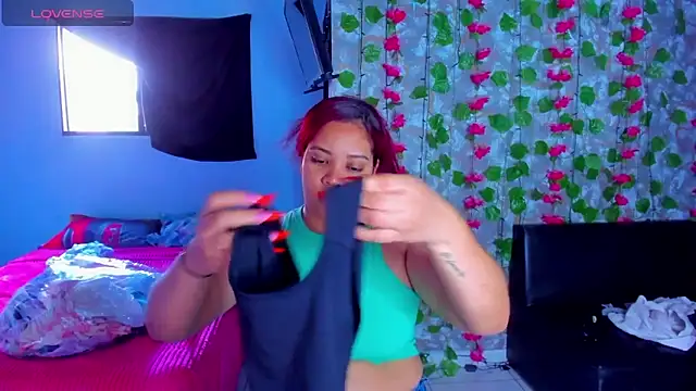 Snapshot of AngelaCoffee chatting on May 2026 08:50:02 PM AngelaCoffee online show from May 2026 08:50:02 PM