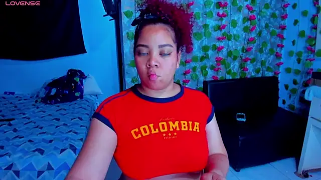 Snapshot of AngelaCoffee chatting on May 2026 04:08:01 AM AngelaCoffee online show from May 2026 04:08:01 AM