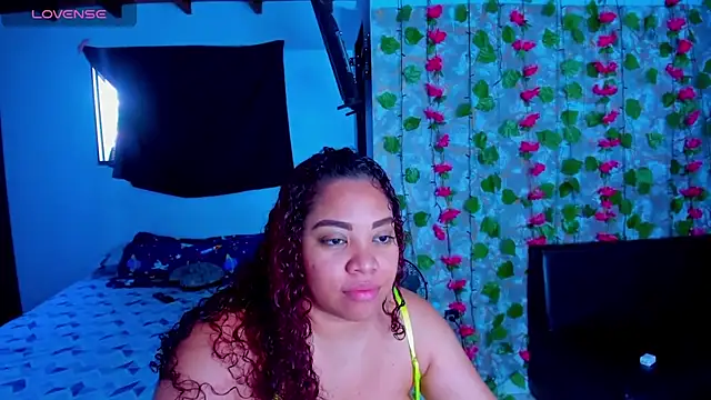 Snapshot of AngelaCoffee chatting on May 2026 08:25:02 PM AngelaCoffee online show from May 2026 08:25:02 PM