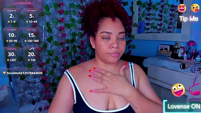Snapshot of AngelaCoffee chatting on May 2026 01:57:16 AM AngelaCoffee online show from May 2026 01:57:16 AM