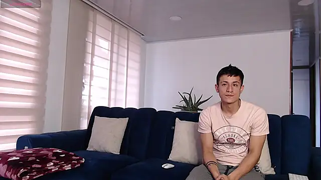 ashely ryan24 online show from March 2025 10:02:02 PM