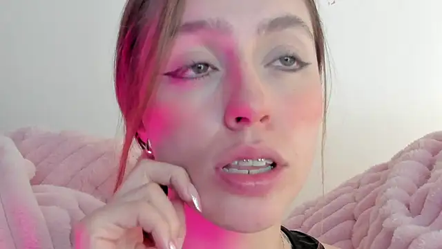 Snapshot of SofiaGc chatting on February 2025 03:47:02 AM SofiaGc online show from February 2025 03:47:02 AM