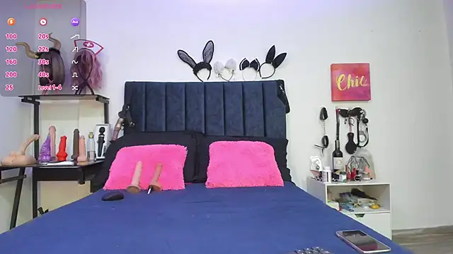 emmily giraldo online show from February 2025 11:53:01 AM