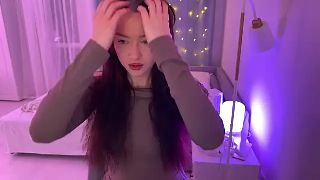 Snapshot of aveme_melissa chatting on February 2025 11:23:02 PM aveme melissa online show from February 2025 11:23:02 PM