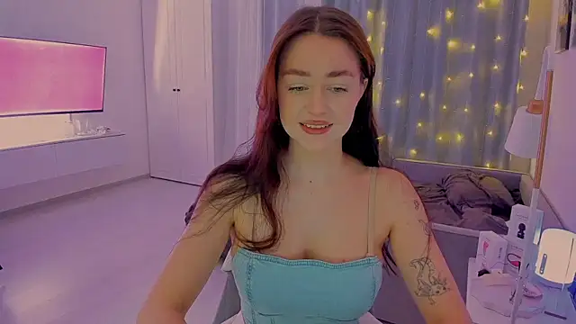 Snapshot of aveme_melissa chatting on February 2025 10:47:02 PM aveme melissa online show from February 2025 10:47:02 PM