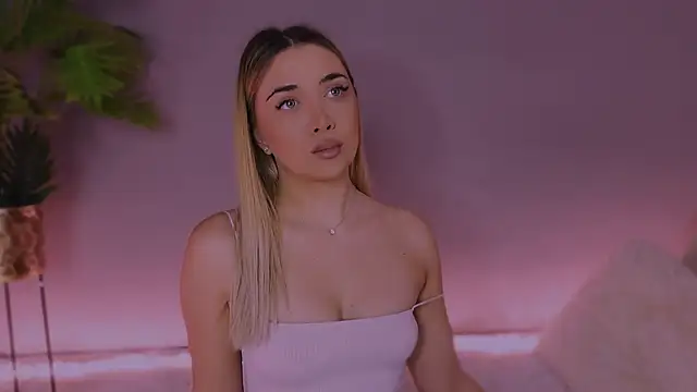 Snapshot of Jessielle chatting on January 2026 08:06:02 AM Jessielle online show from January 2026 08:06:02 AM